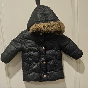 Old Navy Black Jacket with Cream Fleece
